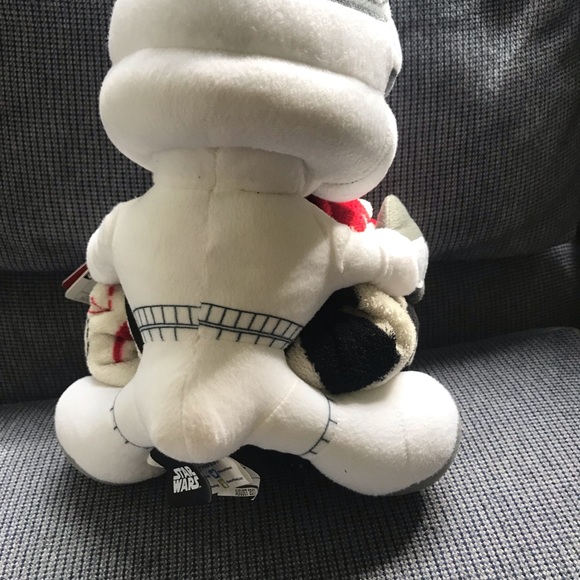 Disney Stars Wars Imperial Trooper & Throw Set NWT - Picture 3 of 8